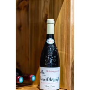 white-wine-domaine-du-vieux-telegraphe-la-crau-chateauneud-du-pape-rhone-valley