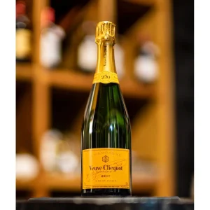 champagne-carte-jaune-veuve-clicquot