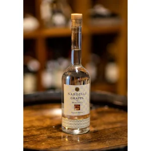 eau-de-vie-grappa-nardelli-di-moscato